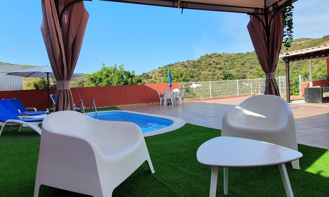 Corte Vidreiro Villa | Charming villa with a private pool and gardens, nestled in a beautiful valley.