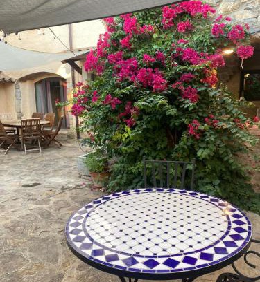 Juia House | Charming village house for families & cyclists