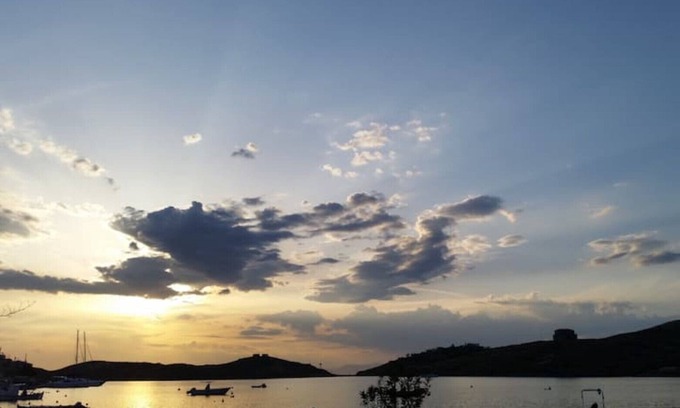 Vourkari House | Charming Vourkari Stone Home 3 - Minutes from Port