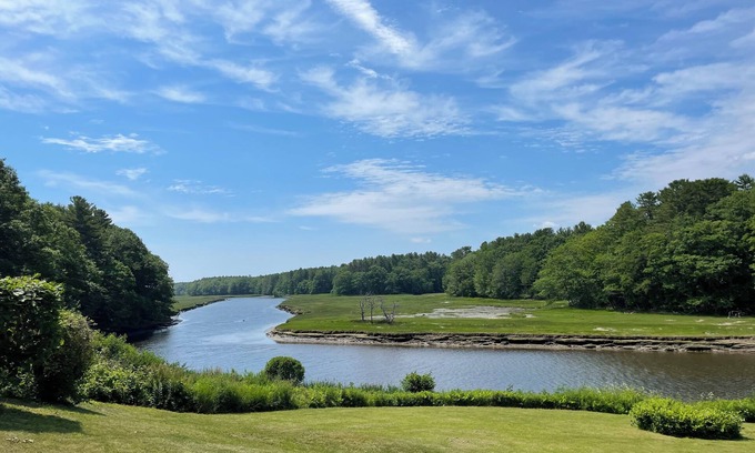 Kennebunk House | Charming waterfront Cottage, explore, relax and enjoy the Maine Coast