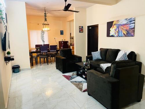 Manikonda Apartment | Charter Stays 3BHK Luxurious Flat in Manikonda