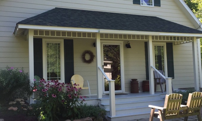 Otter Creek House | ChaseHouse, Charming 3 Bedroom 2 Bath House Nestled Off Beaten Path