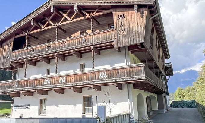 Oberndorf in Tirol Apartment | Cheeky Apartment by Interhome