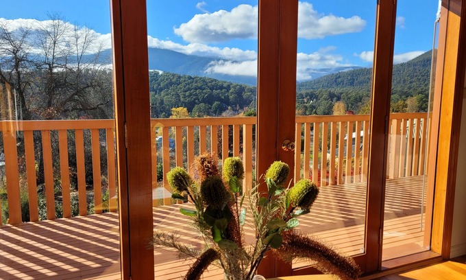 Marysville House | Cheeky school holiday getaway - Spring Special at Robley Views!