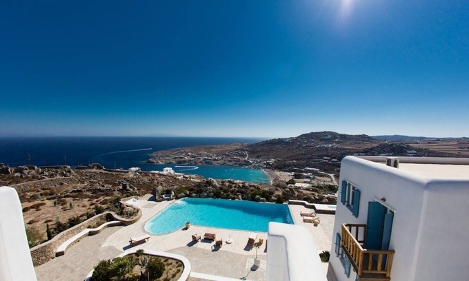 Plintri Villa | Chef included by Fantasia Villas: Paradiso Villa 7 bedrooms