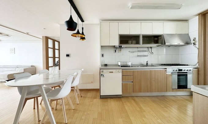 Cheongdam Apartment | ★Cheongdam Premium Apt in Gangnam★3Bdr 2Bath★n