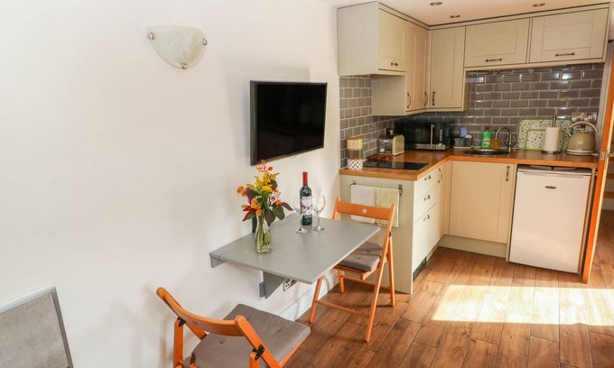 Sandbach Cottage | Chequer Stable