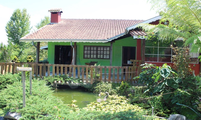 Santo Antonio do Pinhal House | Cherry Tree Corner - Cozy Mountain Refuge.