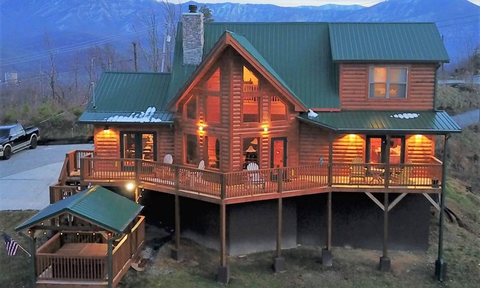 Chalet Village North Cabin | β¨ Chesnut Ridge, Beautiful Mountain Cabin in the Best Location π