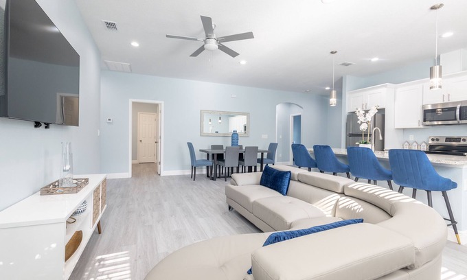 Tampa Villa | Chestnut Villas Down Town Tampa