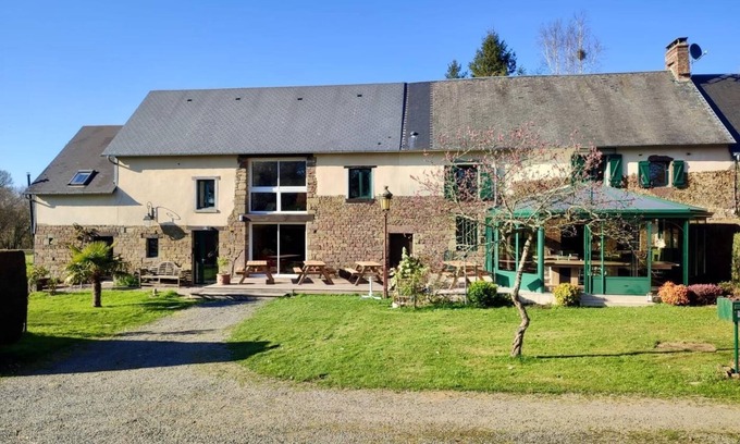 Notre-Dame-de-Cenilly Cottage | Chevaux d'Asie 21 pers : billard, baby-foot