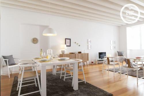 Santa Catarina Apartment | Chiado Premium by Homing