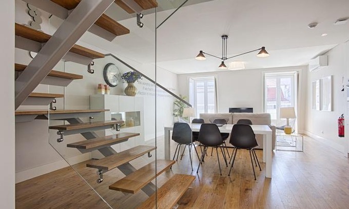 Martires Apartment | Chiado Square - Lisbon Best Apartments