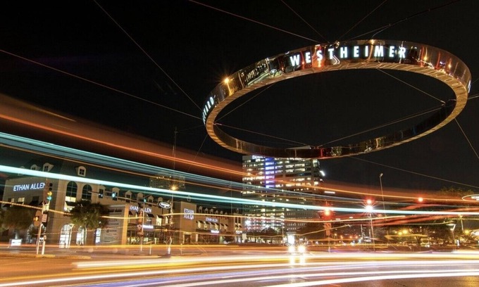 The Galleria Apartment | Chic 2-bedroom apartment wonderful Uptown