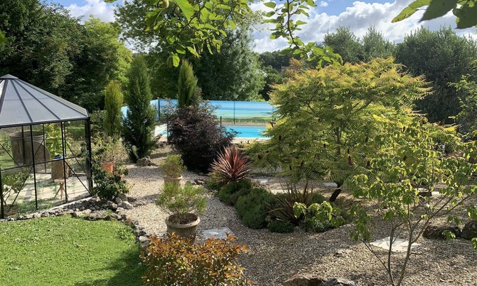 Segonzac House | Chic Apartment in Segonzac with Swimming Pool