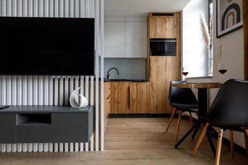 Stare Miasto Apartment | Chic Apartments - JP33