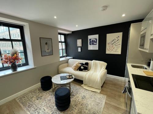 Leeds City Center Apartment | Chic central Leeds retreat