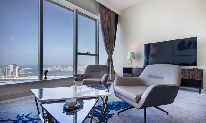 Dubai Media City Apartment | Chic Coastal Escape w/Open Sea Vws on Palm Entry