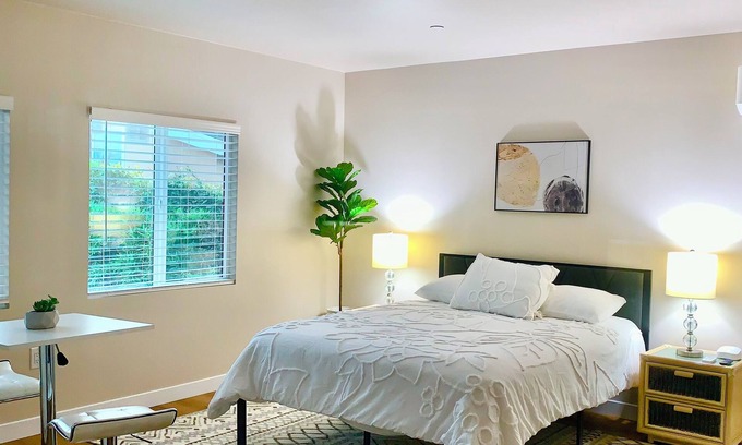 Ventura Apartment | Chic Spanish-Style Guest Suite. Ventura, CA with AC, WiFi