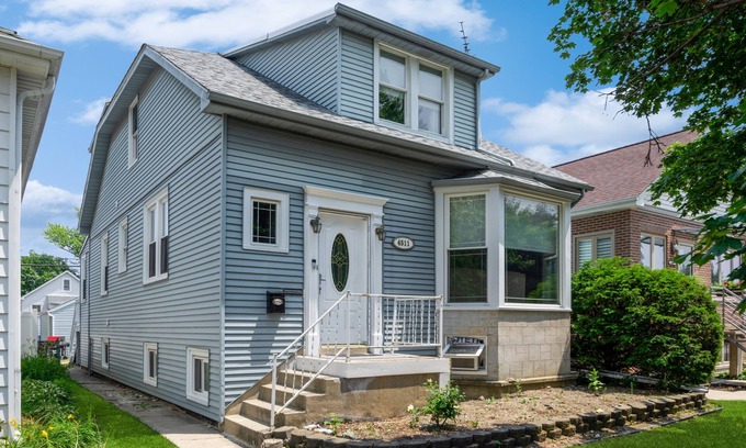 Chicago House | Chicago Big House Central