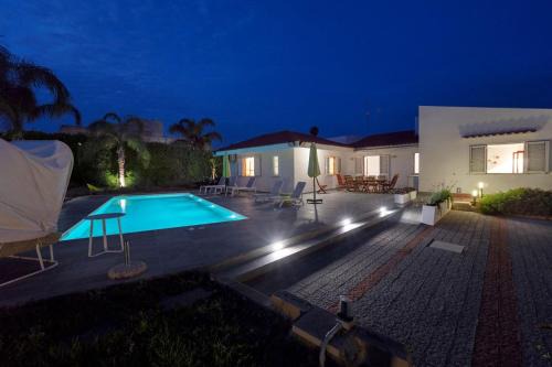 Marina di Ragusa Villa | Chicco di Sale - Exclusive Pool Villa