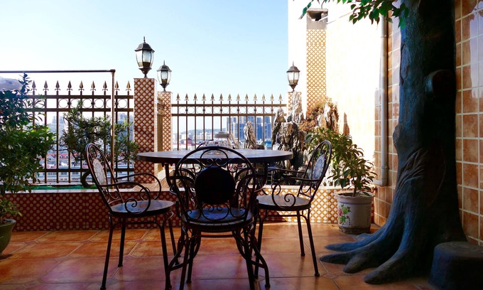 Guiyang County Apartment | Chinese Garden Penthouse 欧芳阁