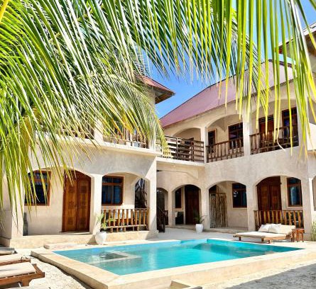 Paje Hotel | Chokoro House