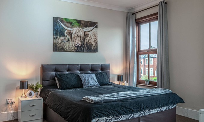 Chorley House | Chorley Contractor Accommodation by Lancashire Holiday Lets