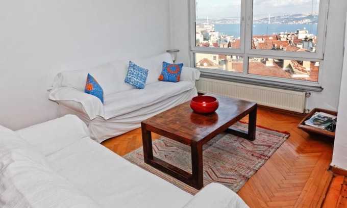 Cihangir Apartment | CIHANGIR | Stunning Bosphorus view!