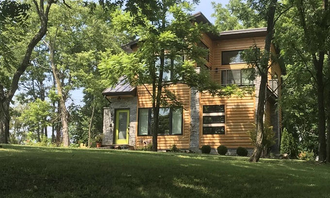 Keene House | Cinderella’s Guest House