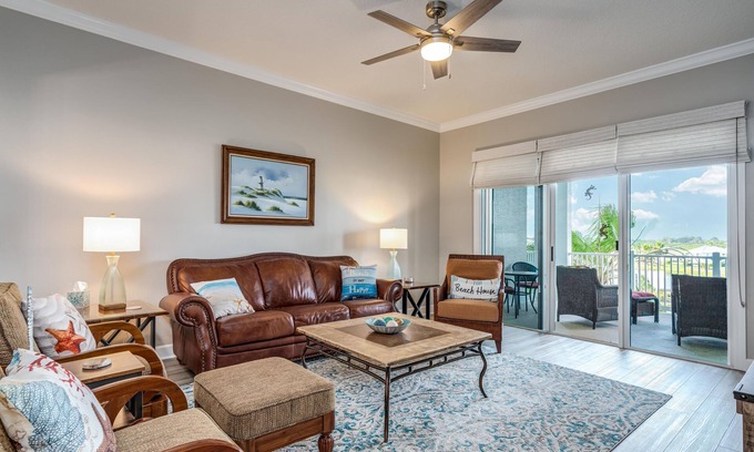 Palm Coast Condo | Cinnamon Beach 1042- Gorgeous 4th floor lakeview sunsets & steps to the beach