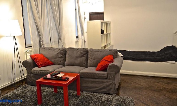 Bucharest City-Centre Apartment | Cismigiu Park Studio