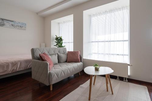 Kesklinn Apartment | City Light Apartment