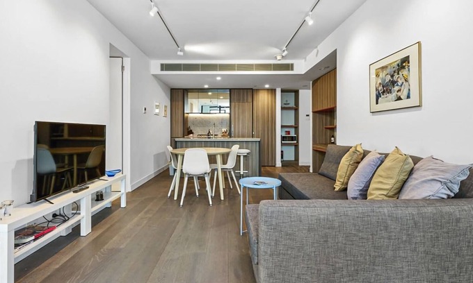 Carlton South Apartment | City Views 2BR Gem Near Queen Vic