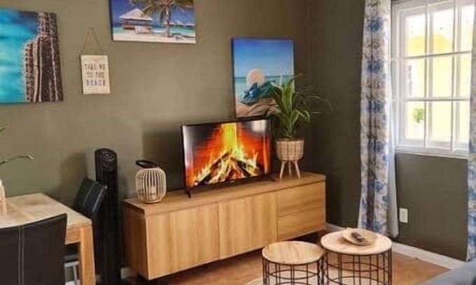 Colon Apartment | Citylife Apartments - Pool/Free Parking/in Willemstad. Apartment- N