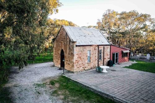 Stanley Flat Resort | Clare Valley Cabins