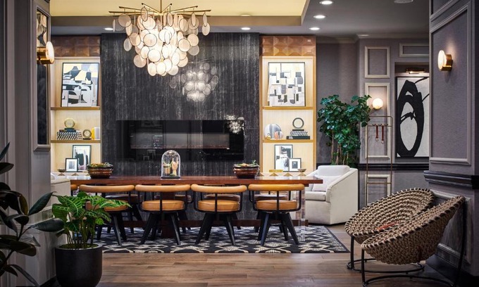 Gold Coast Hotel | Claridge House Chicago, Tapestry Collection by Hilton