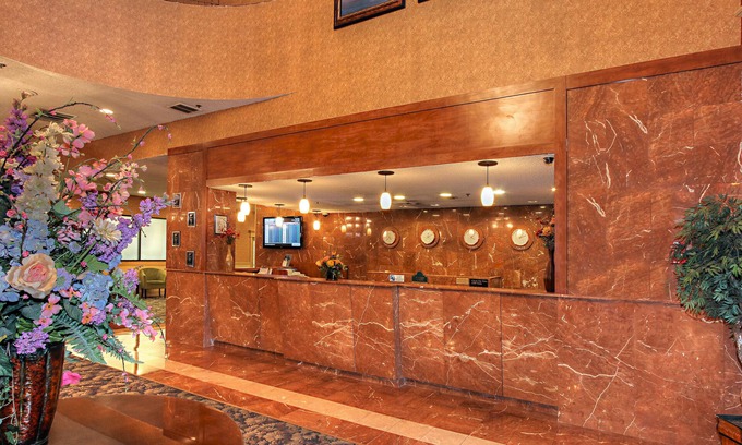 Essington Hotel | Clarion Hotel Philadelphia International Airport