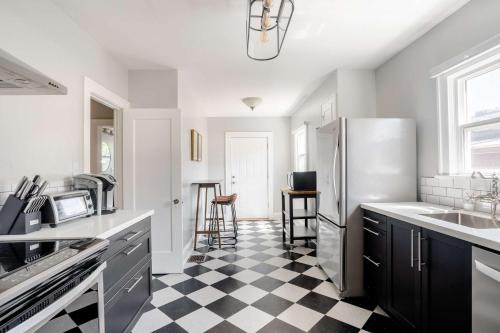 Alberta Arts District House | Classic 1920s Alberta Two Bedroom Haven