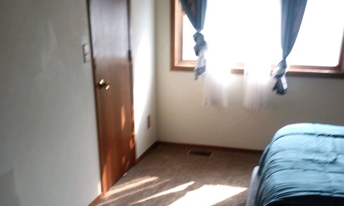 Maplewood House | Clean and Quiet home