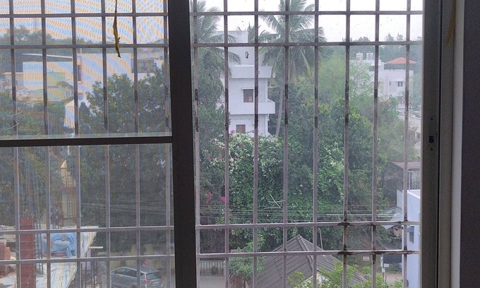 Tiruvannamalai Apartment | Clean and Safe AC Studio Apartment, 100 m from Ramana Ashram.