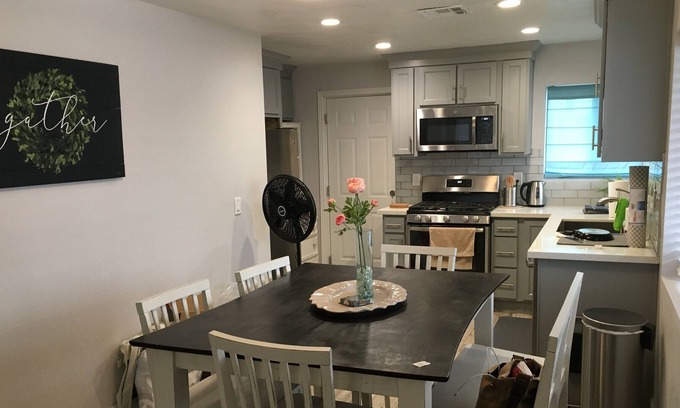 Coronado House | Clean & comfortable: Perfect for work / vacation