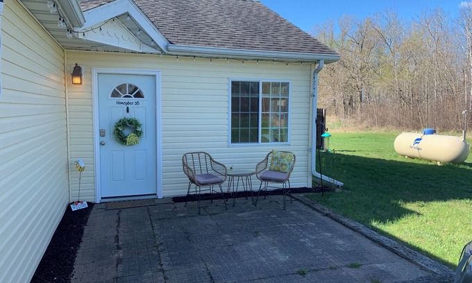 Bemidji Apartment | Clean, safe, and cozy, country living 1 bed apt with patio