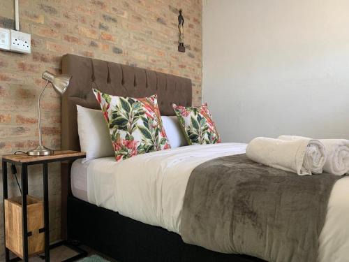 Croydon House | Clear Skies