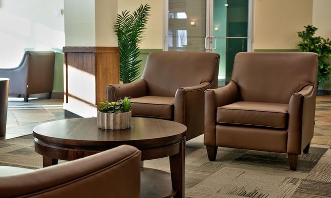 Fort McMurray Hotel | Clearwater Suite Hotel