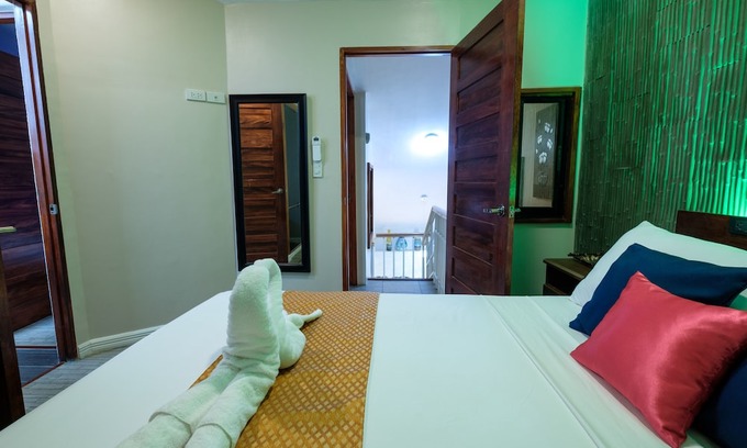 Mactan Export Processing Zone Hotel | Clockworkorange Luxury Suites