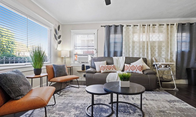 Eastside Apartment | Close to Downtown Long Beach - Arcade - String Lights Patio