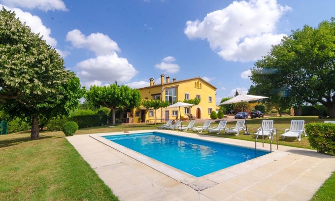 Sils Villa | Club Villamar - Ideal for several families, small work groups, training or personal growth.