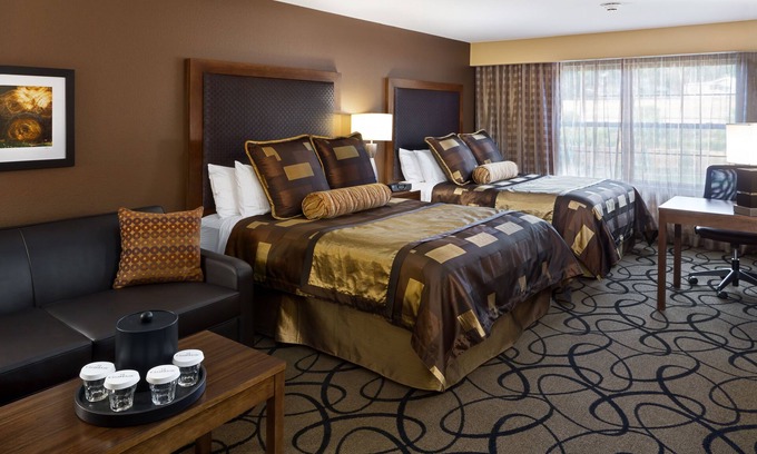 Pierre Hotel | Clubhouse Hotel & Suites Pierre