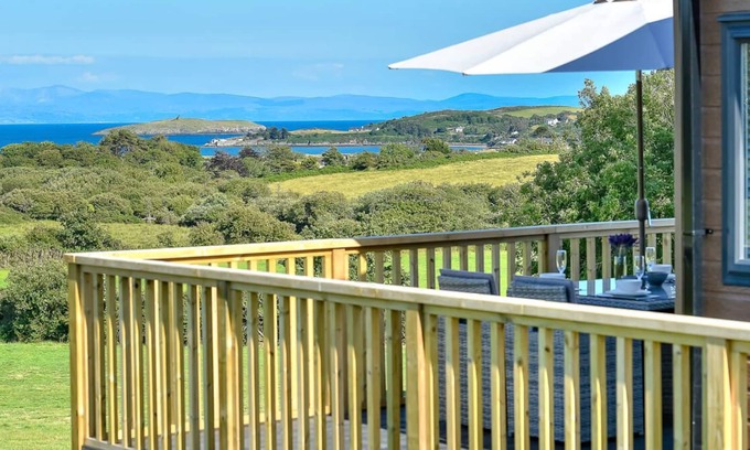 Abersoch Ski Chalet | Cludfan in the beautiful Pwllheli